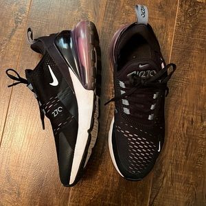 nike air 270s